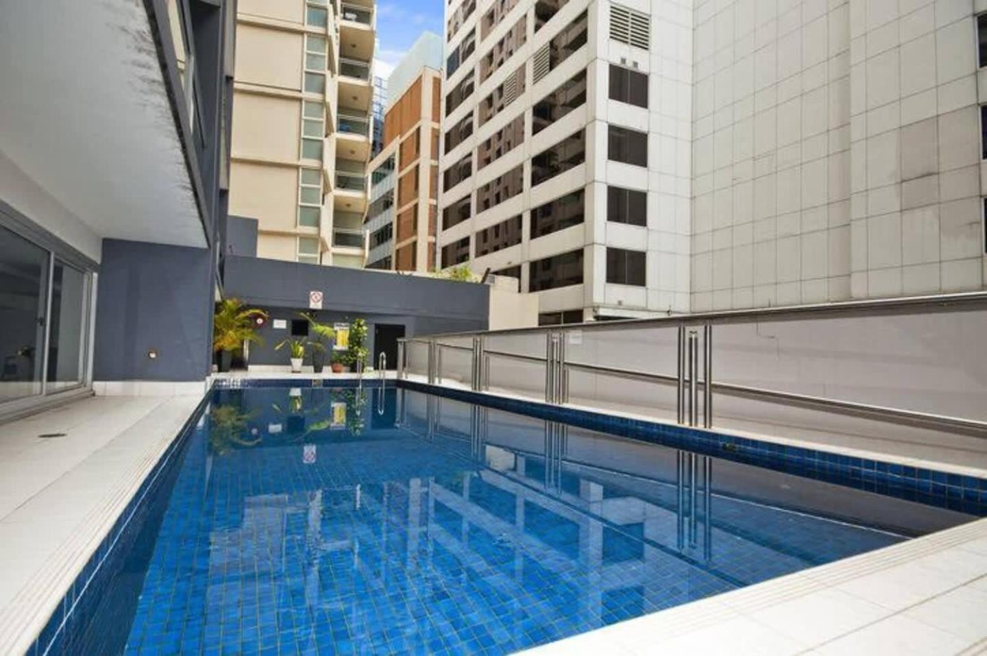 A Comfy Next To Darling Harbour Views Apartment *